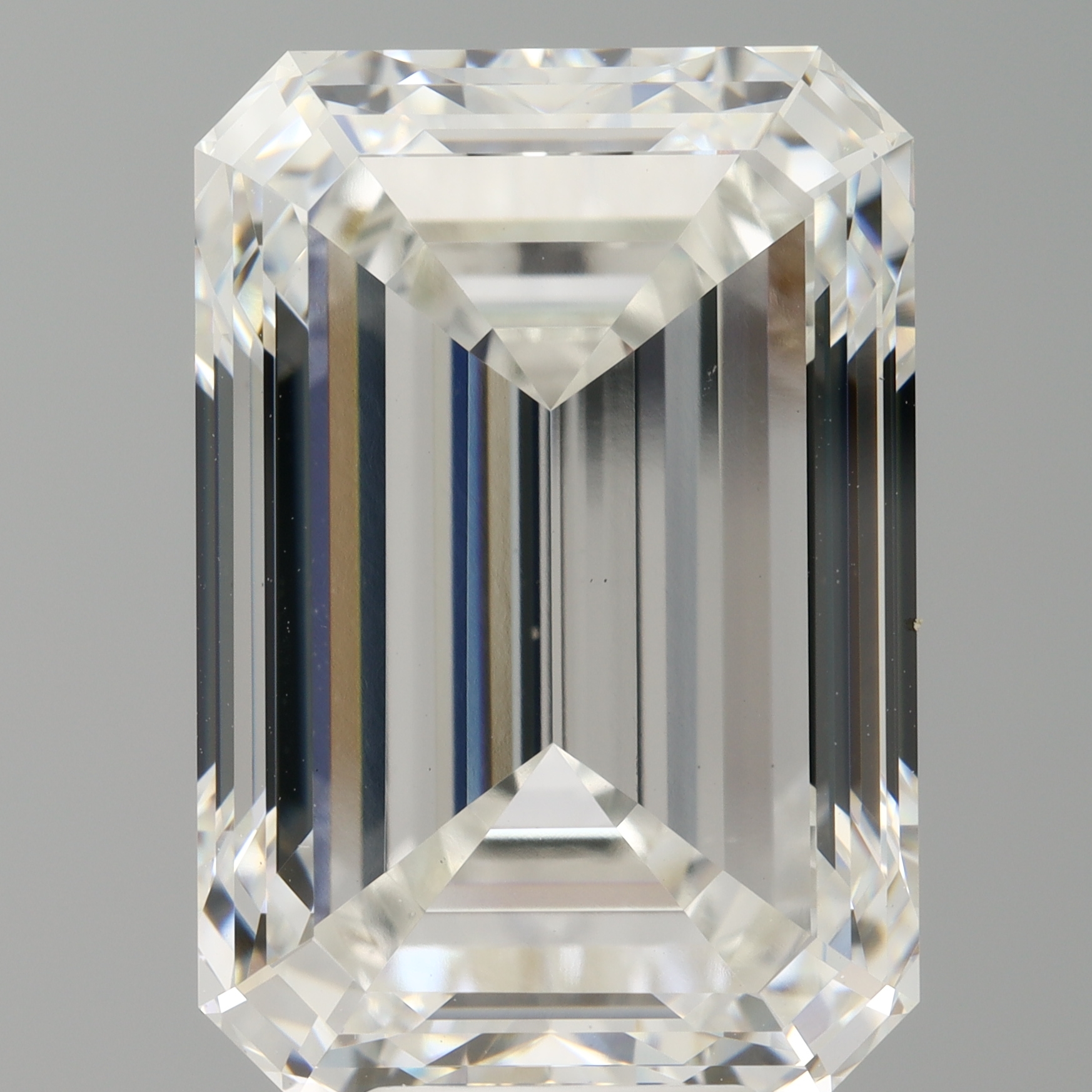 Emerald cut 11ct F VS1