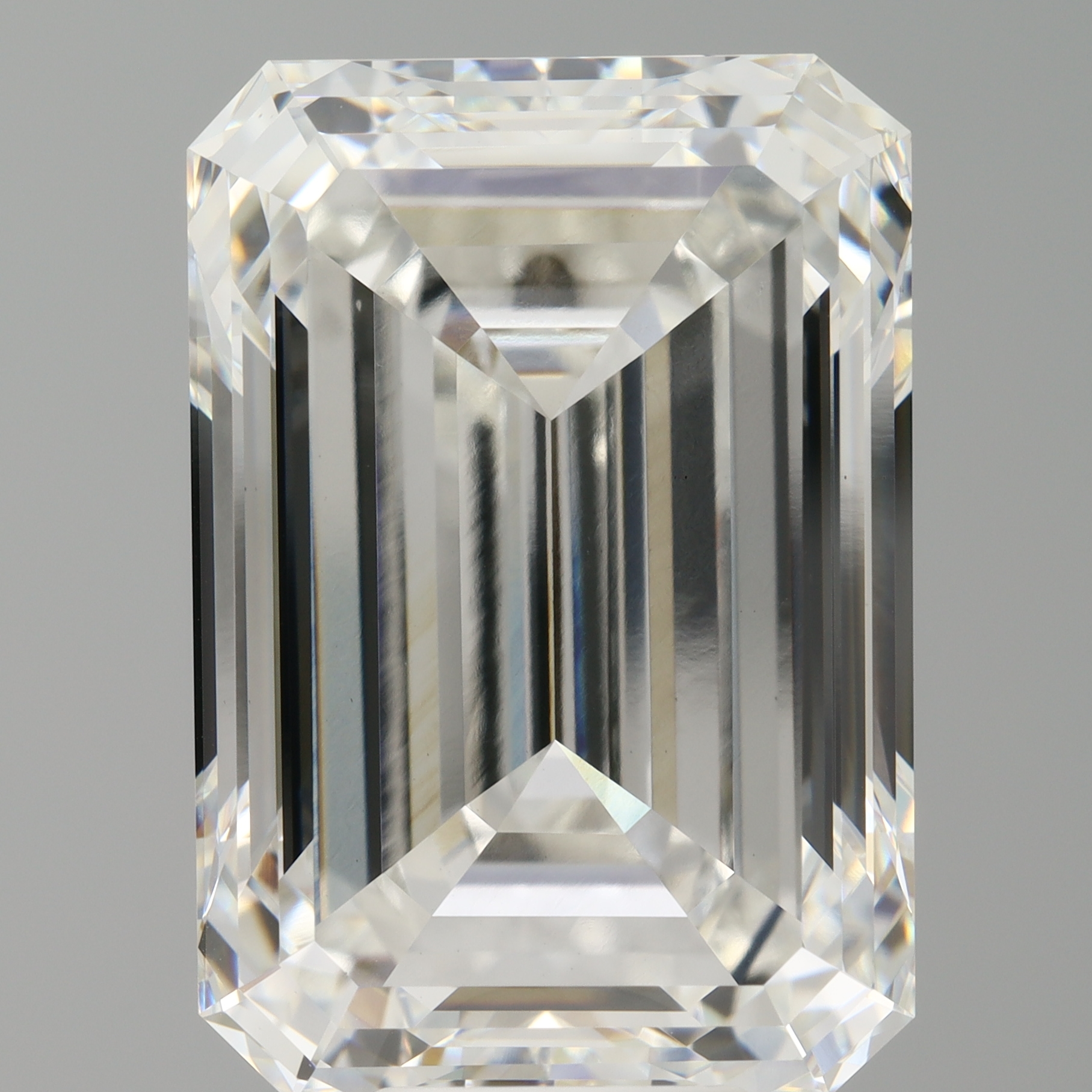 Emerald cut 11.5ct F VS1