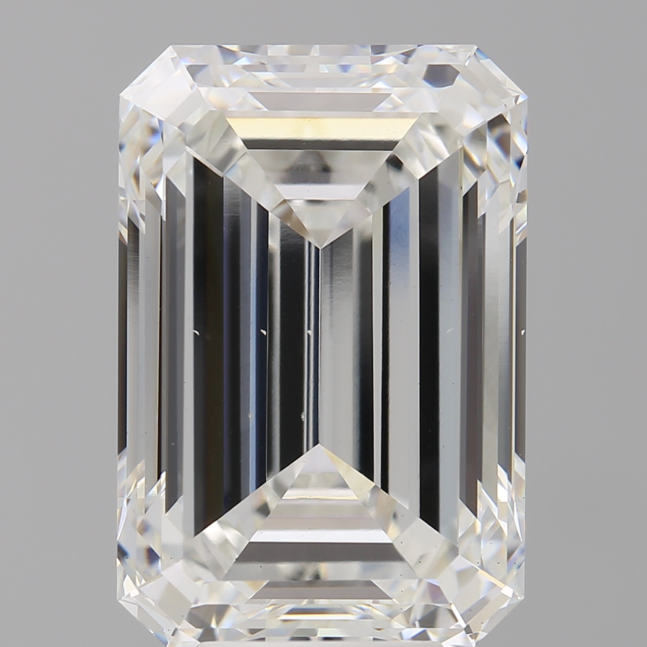 Emerald cut 9.01ct F VS2