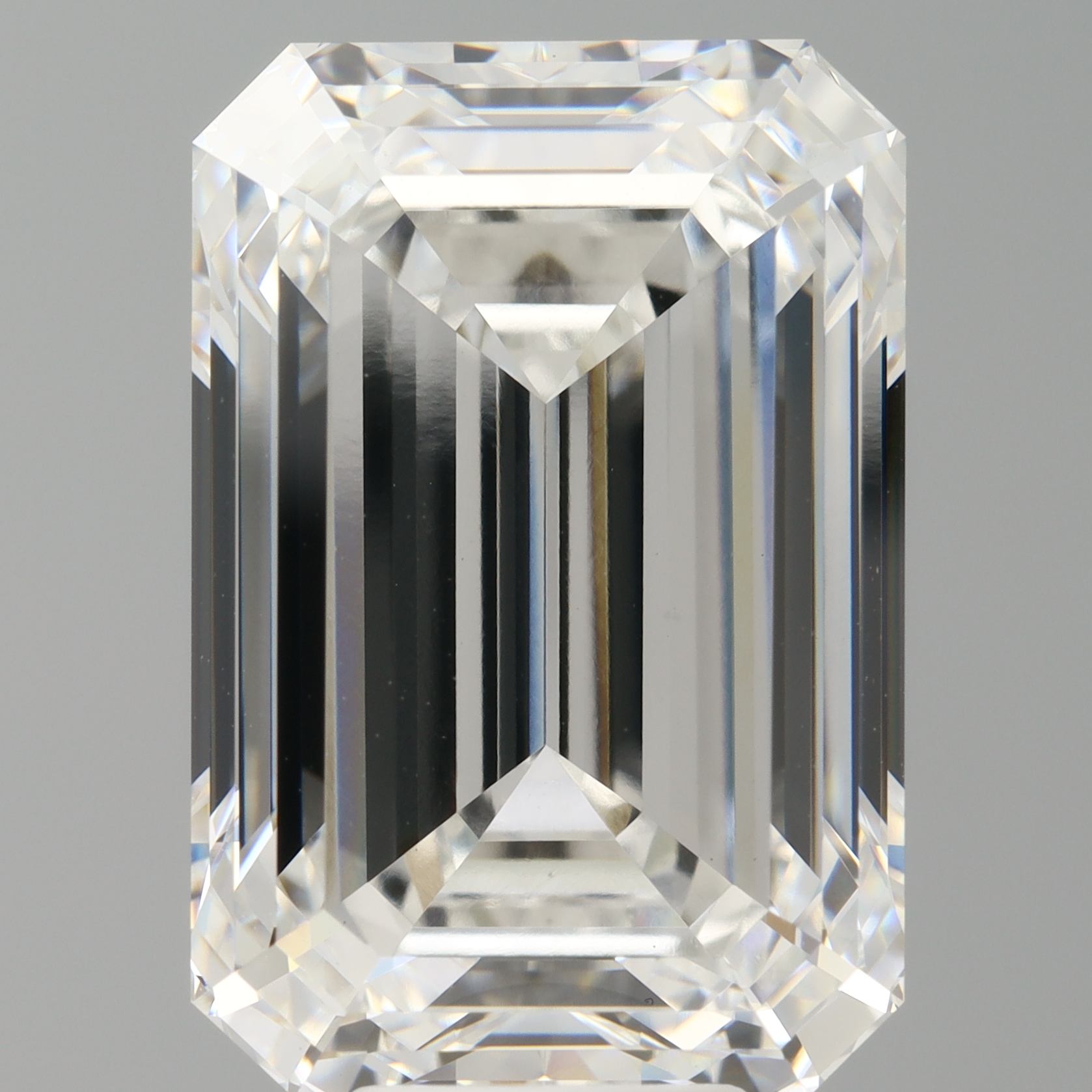 Emerald cut 10.6ct F VVS2