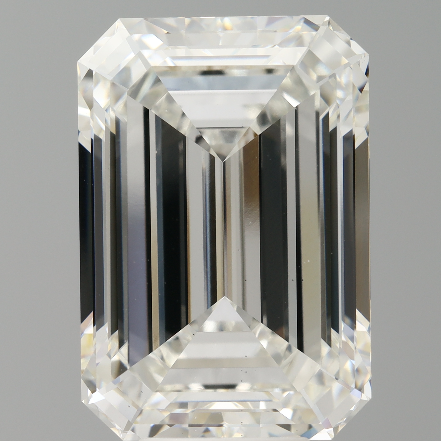 Emerald cut 9.51ct F VS2