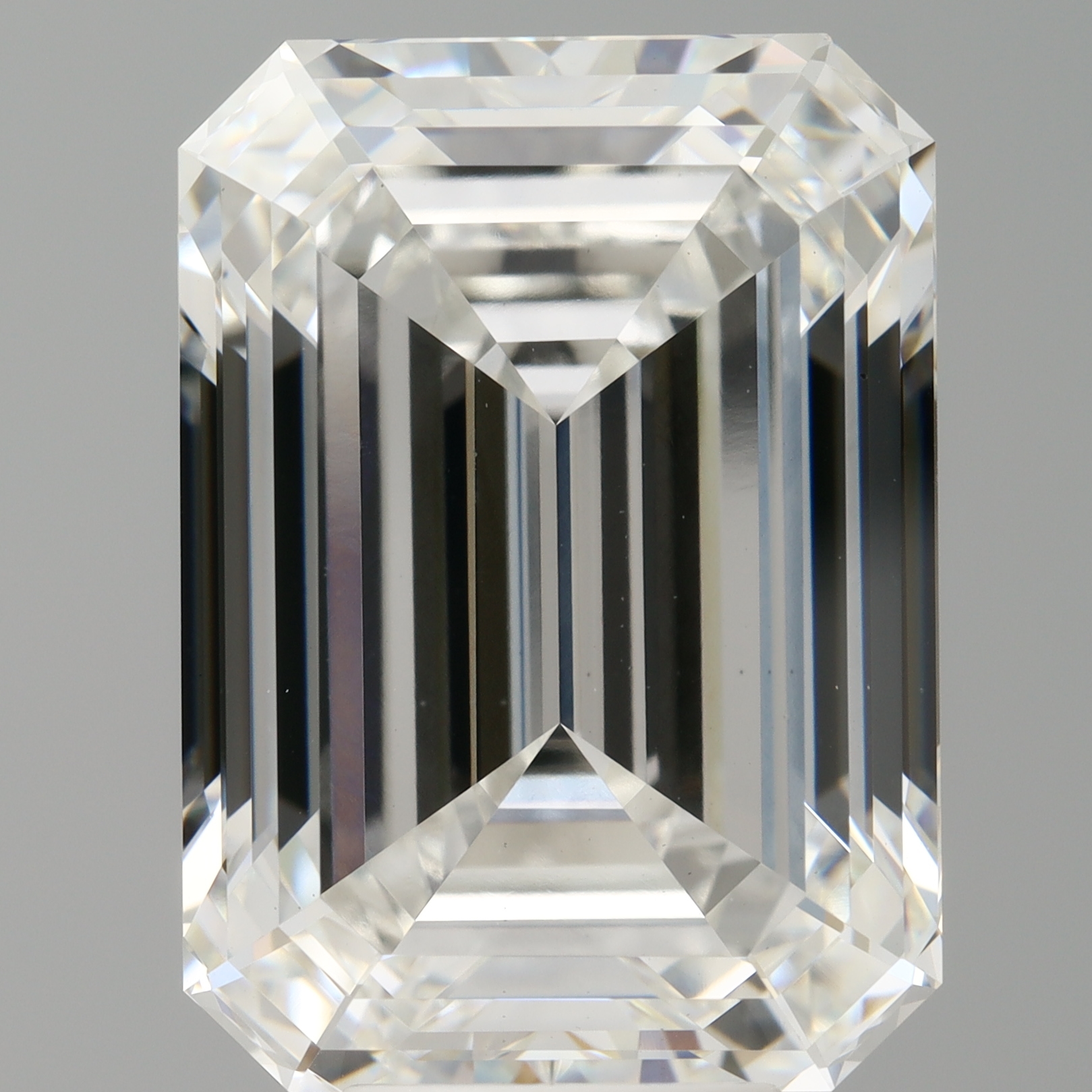 Emerald cut 9.05ct E VS1