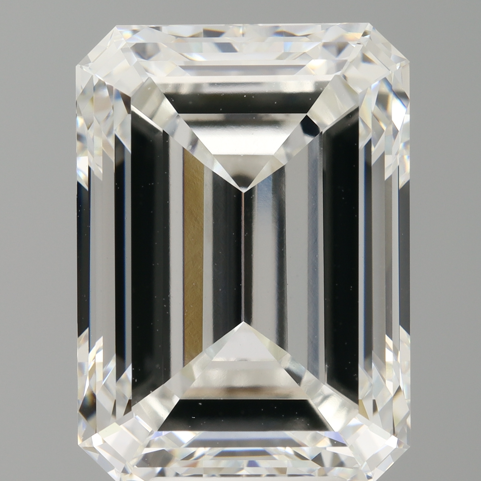 Emerald cut 7.50ct E VVS2
