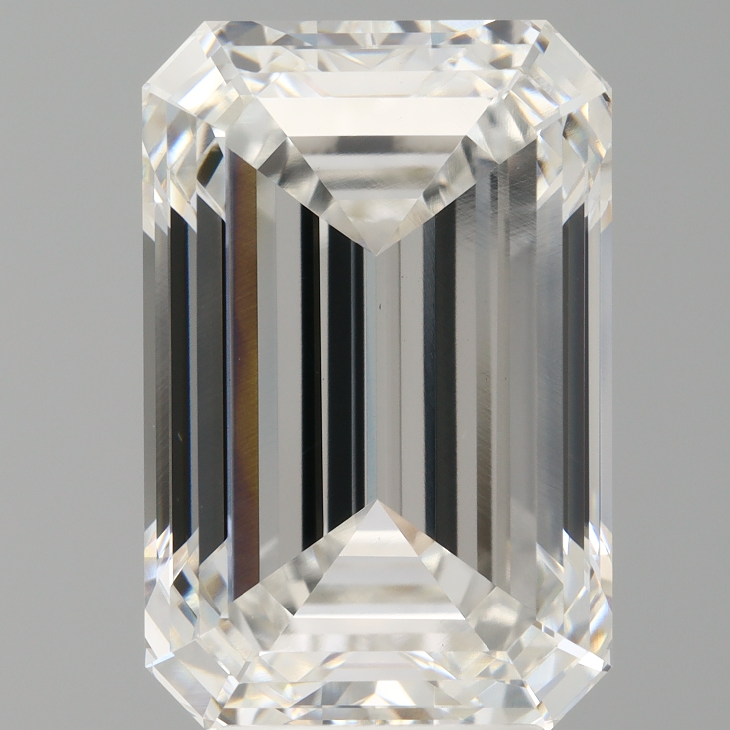 Emerald cut 5.99ct F VVS2