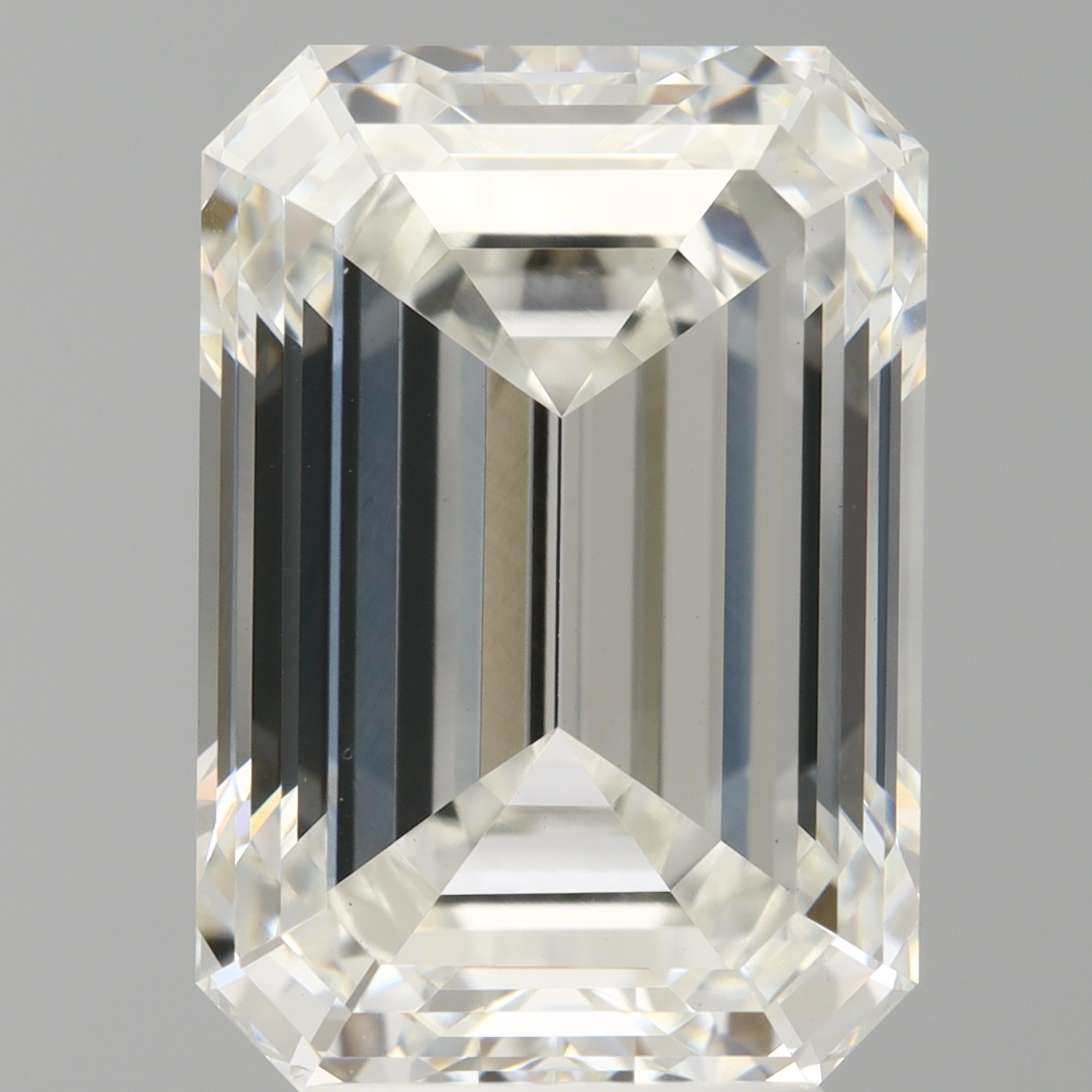 Emerald cut 5.53ct G VVS2