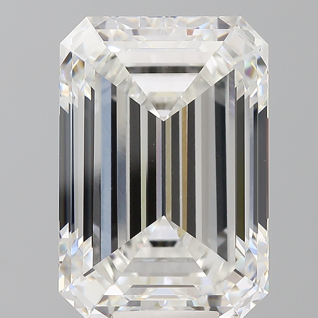 Emerald cut 12.6ct F VS1