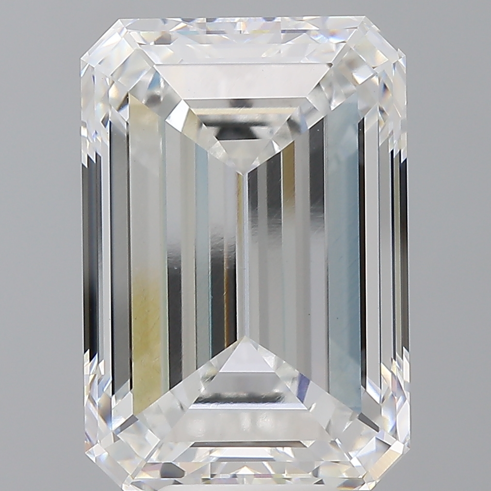 Emerald cut 10.1ct F VS1