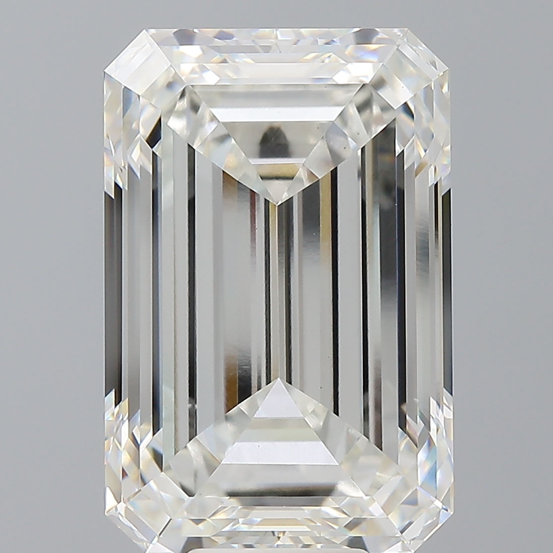 Emerald cut 12ct F VS1