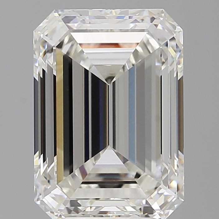 Emerald cut 5.56ct G VVS2