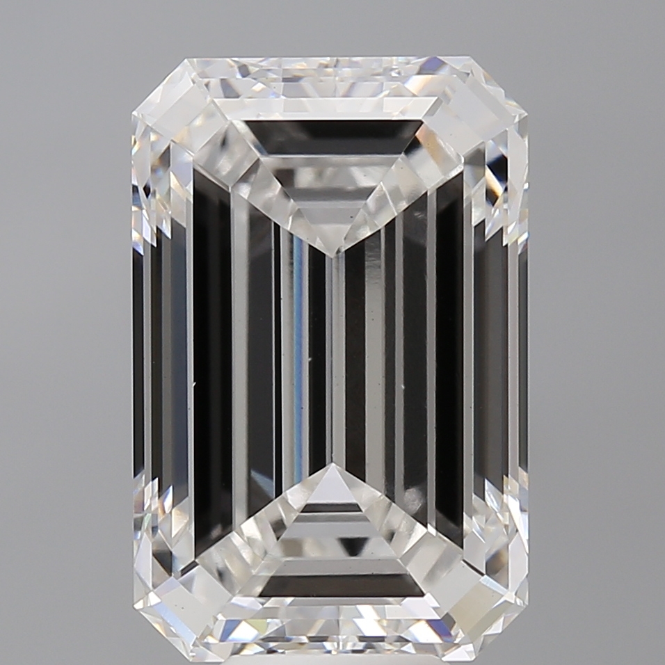 Emerald cut 10ct F VS1