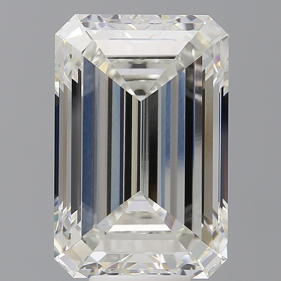 Emerald cut 10.5ct G VVS2