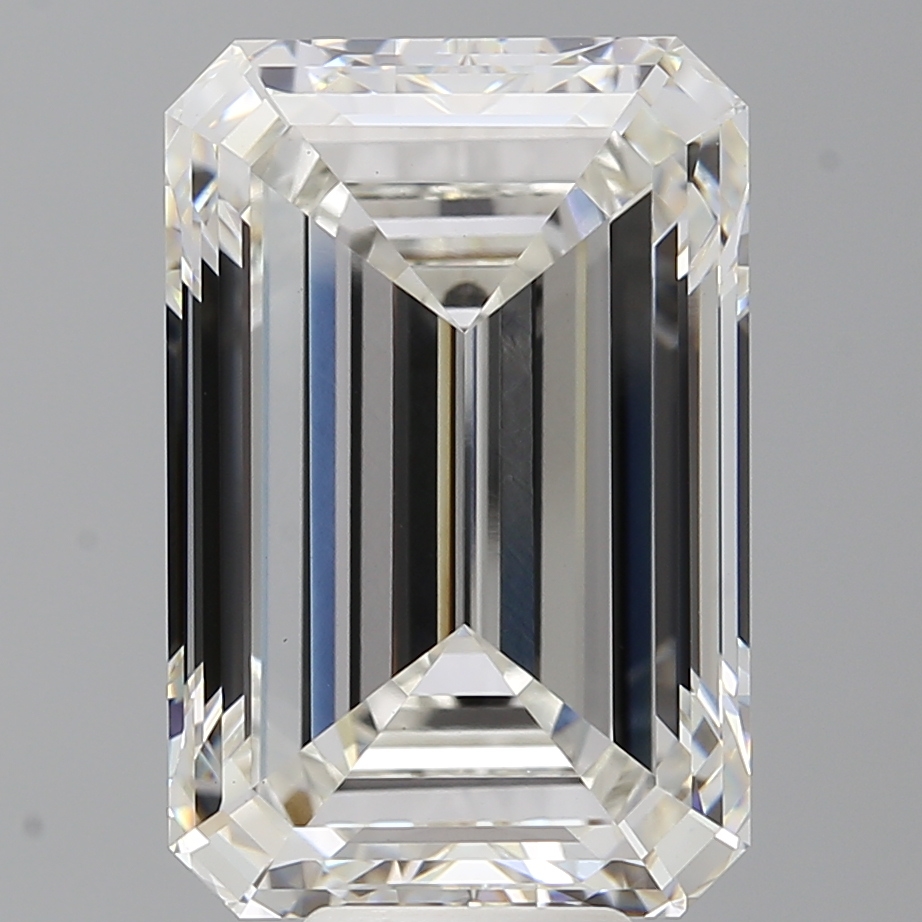 Emerald cut 10.5ct G VVS2